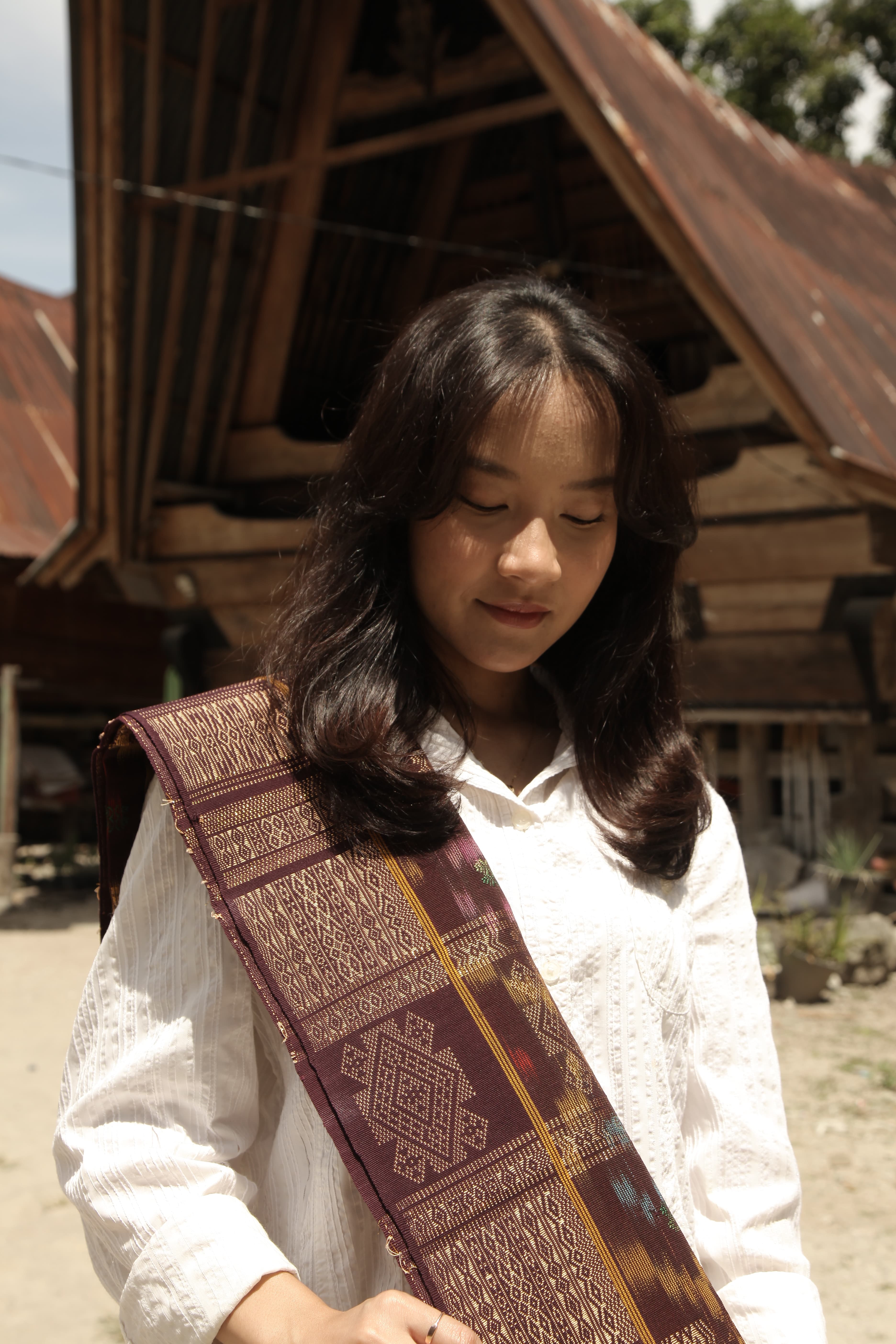 Uis Nipes Cokelat Emas - foto 1
